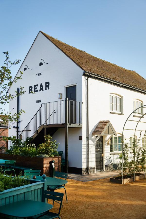 The Bear Inn, 4*